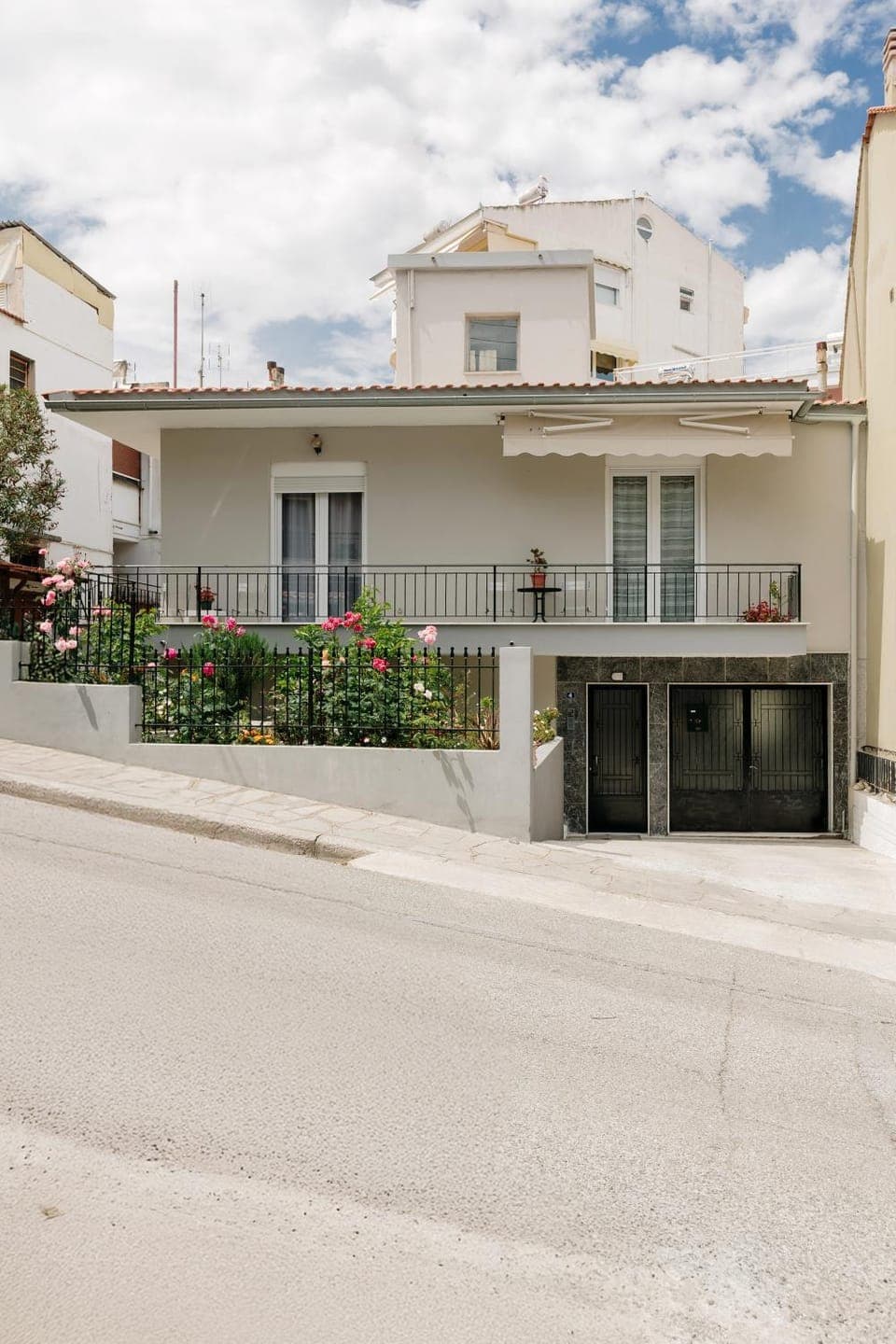 Property building, Day