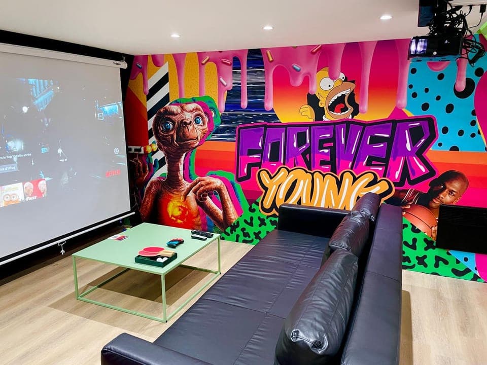 Living room, Evening entertainment