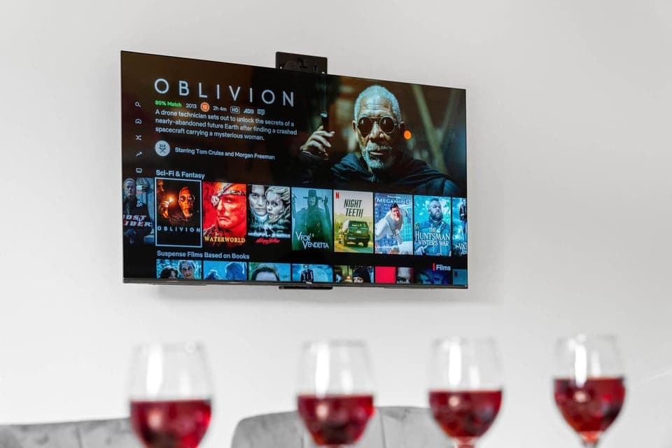 Communal lounge/ TV room