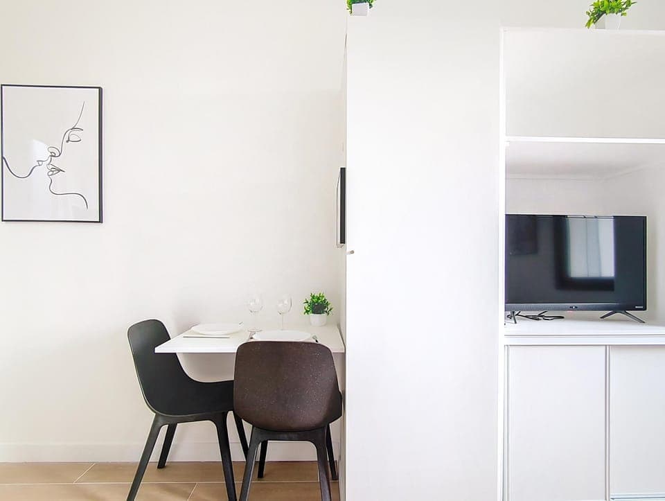 TV and multimedia, Kitchen or kitchenette, Dining area