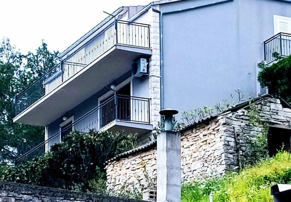 Property building, Balcony/Terrace