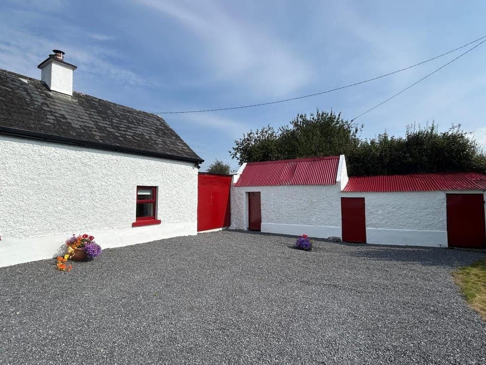 Orchard Cottage near Glasson village House in Westmeath, Co. Westmeath, Ireland