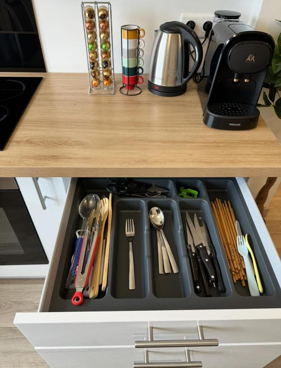 Coffee/tea facilities, Kitchen or kitchenette