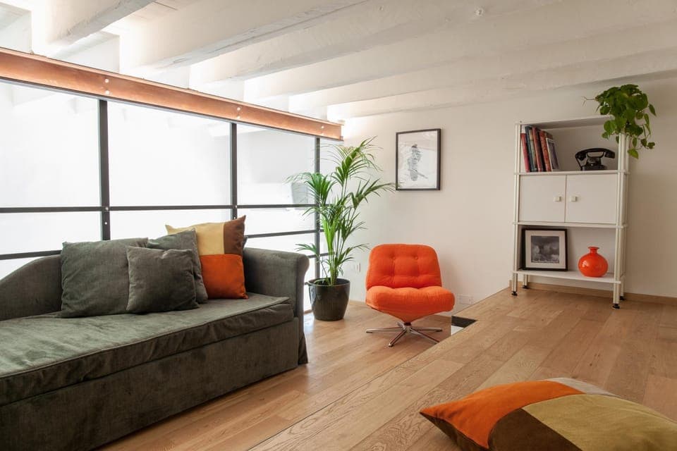 Living room, Seating area