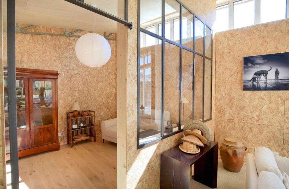 Living room, Photo of the whole room, Seating area, wardrobe