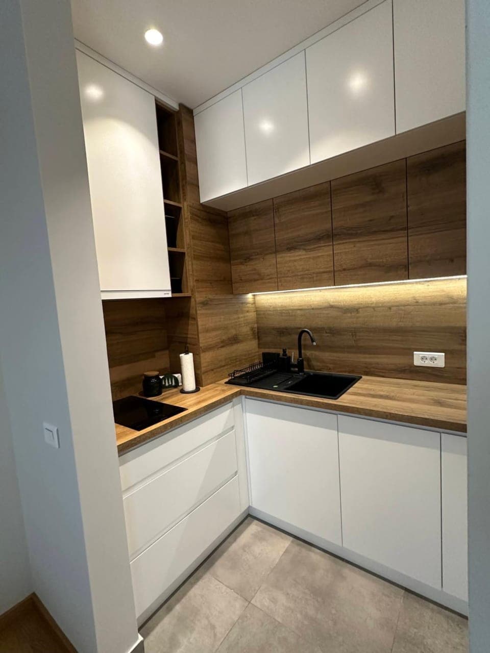 Kitchen or kitchenette, stove