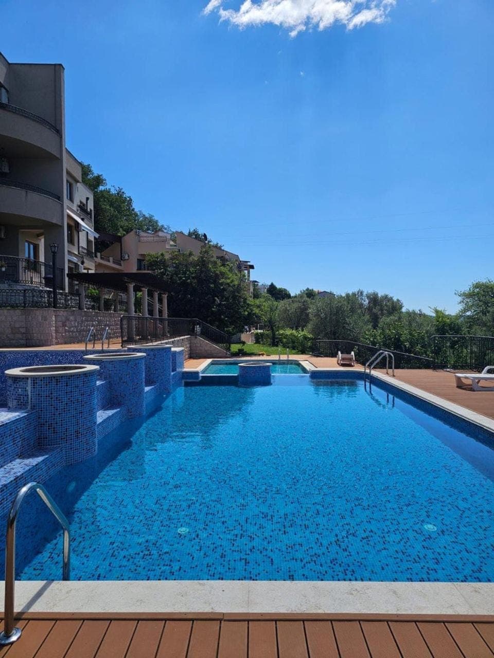 Swimming pool, Swimming pool