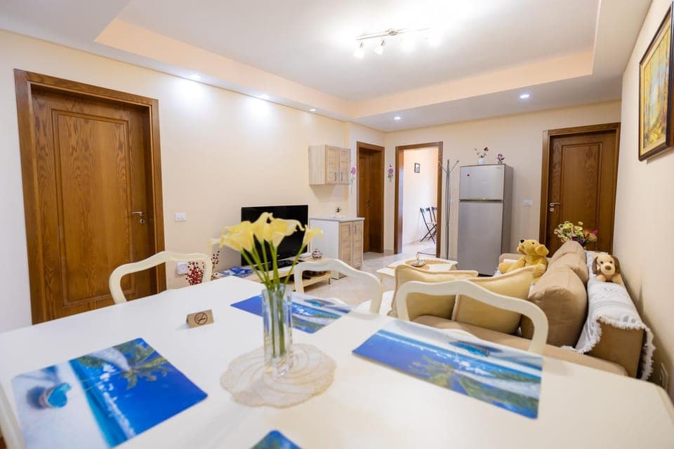 Living room, Seating area, Dining area