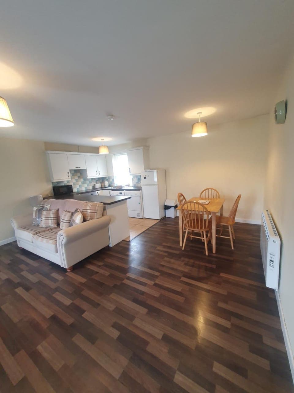 Kitchen or kitchenette, Living room