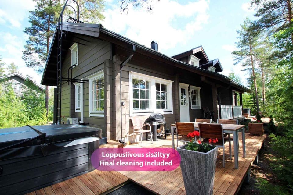 Property building, Pool view