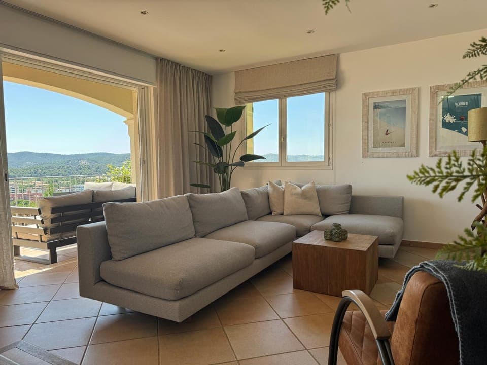 Natural landscape, Living room