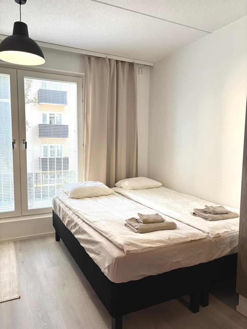 Bed, Balcony/Terrace, Photo of the whole room, Bedroom, towels, wardrobe