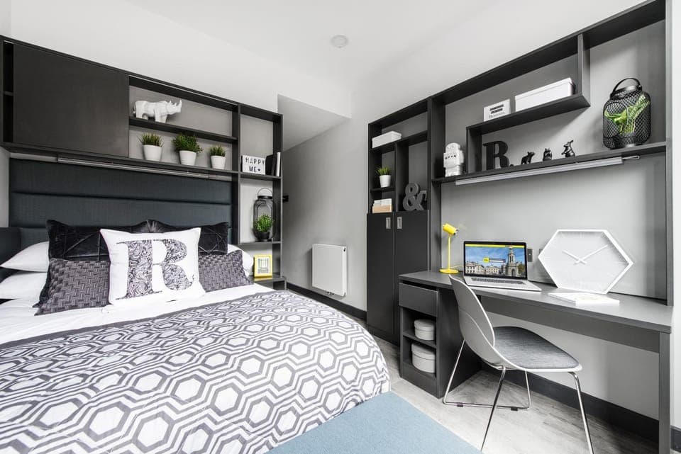 Photo of the whole room