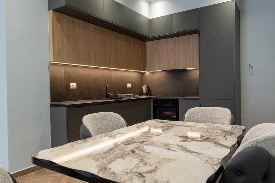 Kitchen or kitchenette