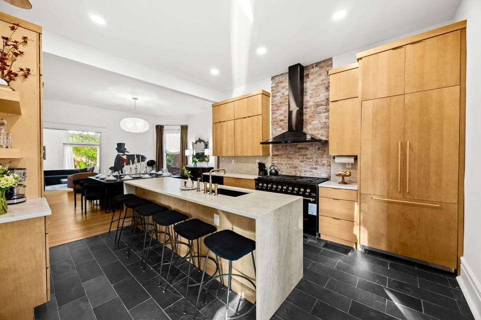 Gatsby Estate Luxe 7BR Retreat with Game Room House in Louisville
