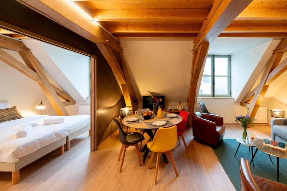 Property building, Living room