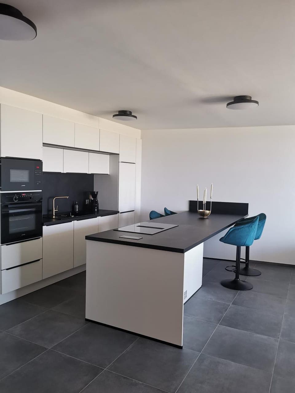 Kitchen or kitchenette, kitchen, kitchen