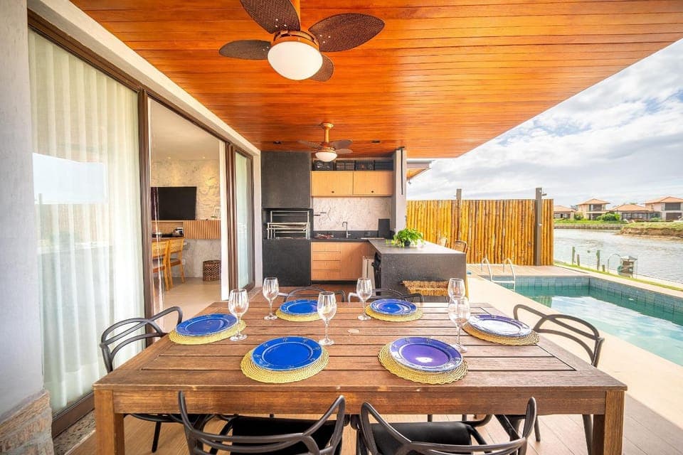 BBQ facilities, Seating area
