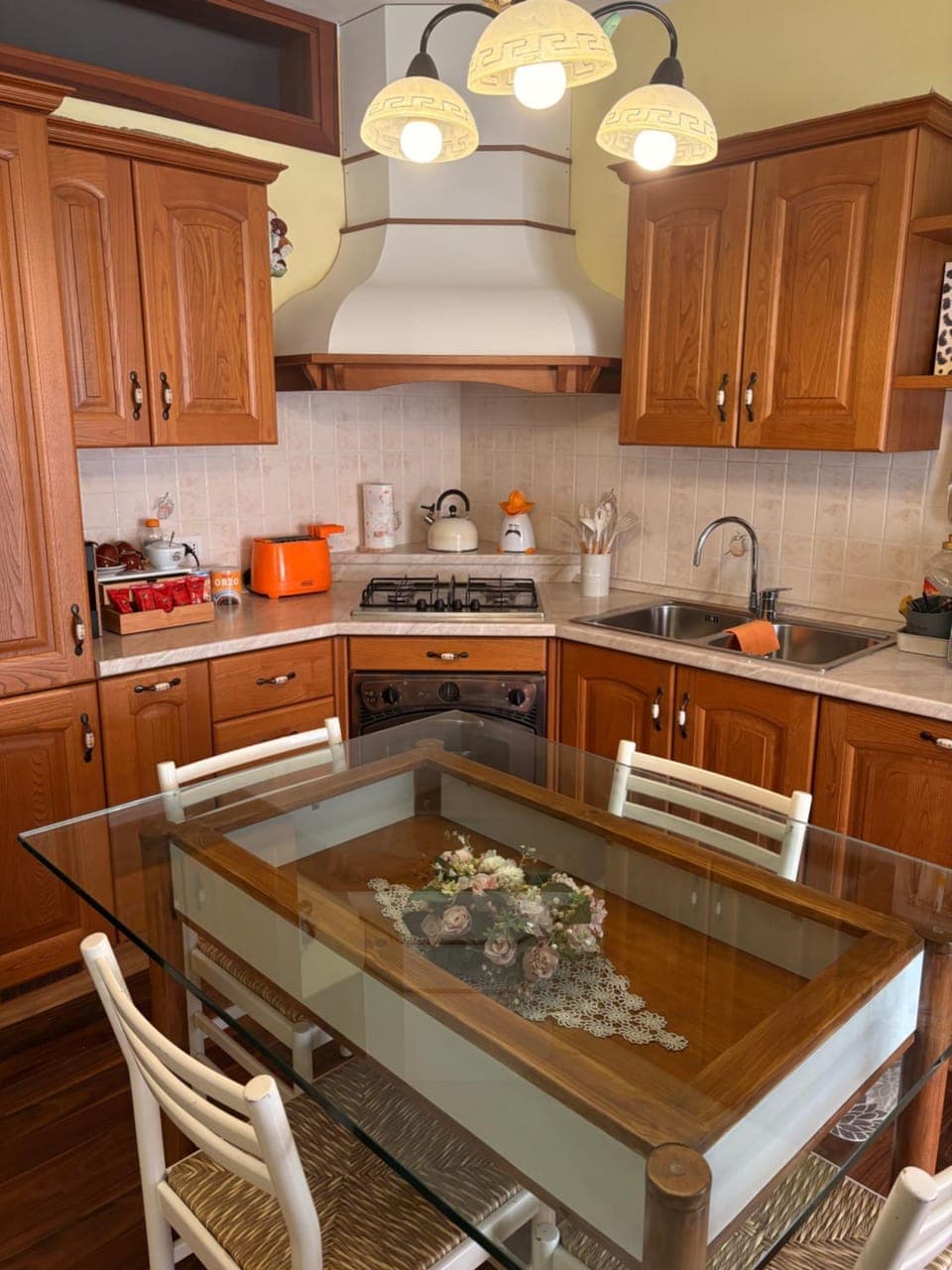 Kitchen or kitchenette