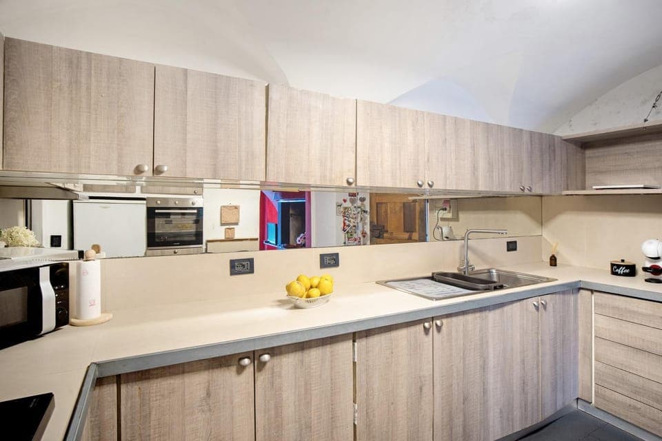 Kitchen or kitchenette, Living room