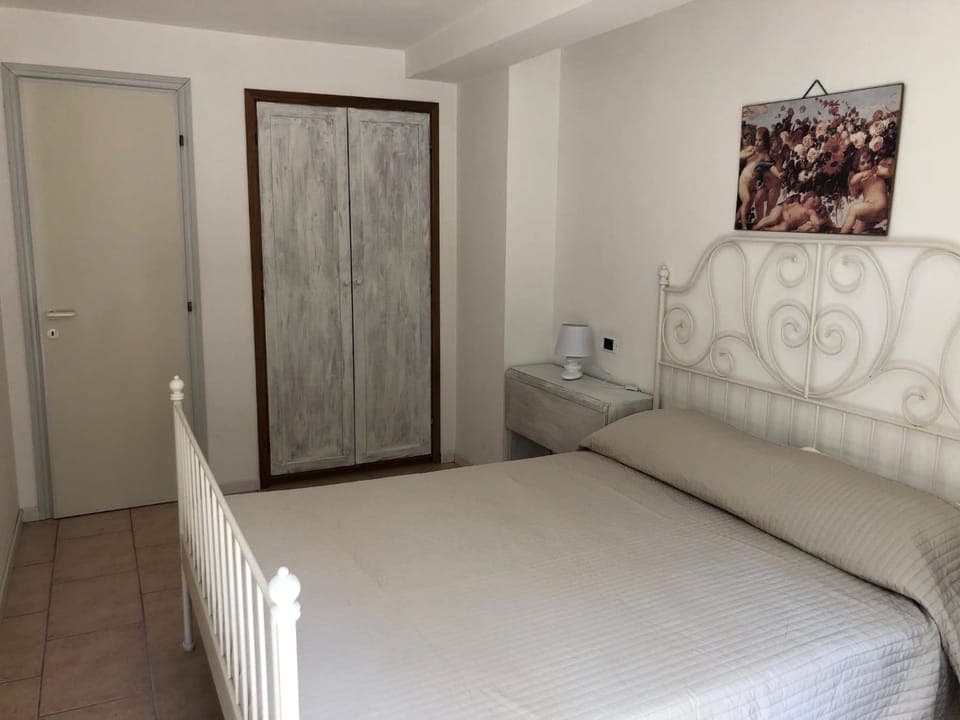 Bed, Bedroom, wardrobe