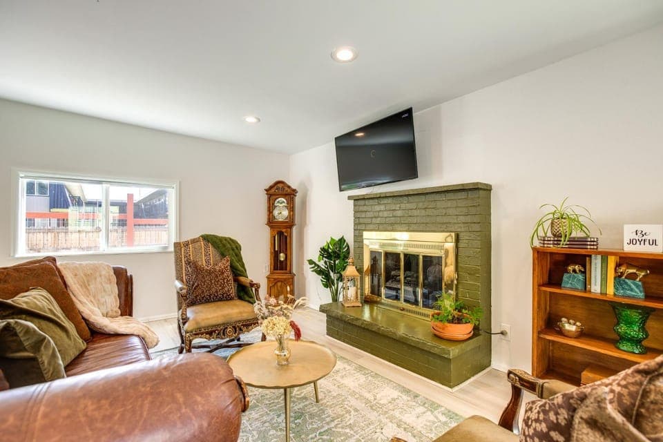 Near Shops & Eats: Elegant Home in Wheat Ridge! House in Wheat Ridge