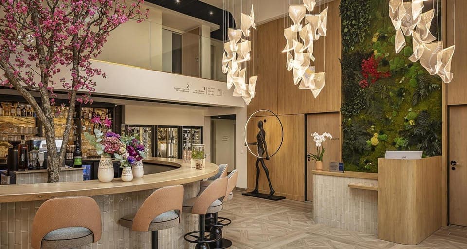 Lobby or reception, Decorative detail