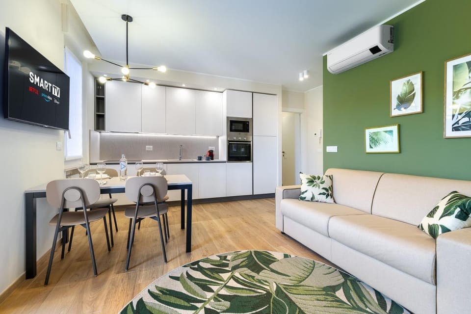 TV and multimedia, Kitchen or kitchenette, Seating area, Dining area, oven, pet friendly