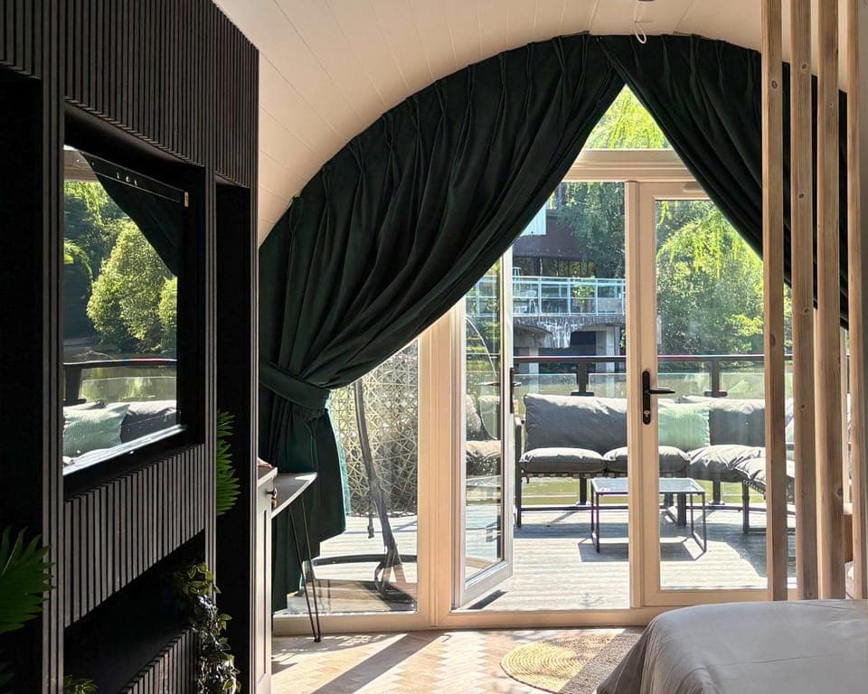 Balcony/Terrace, Living room, Photo of the whole room, Seating area