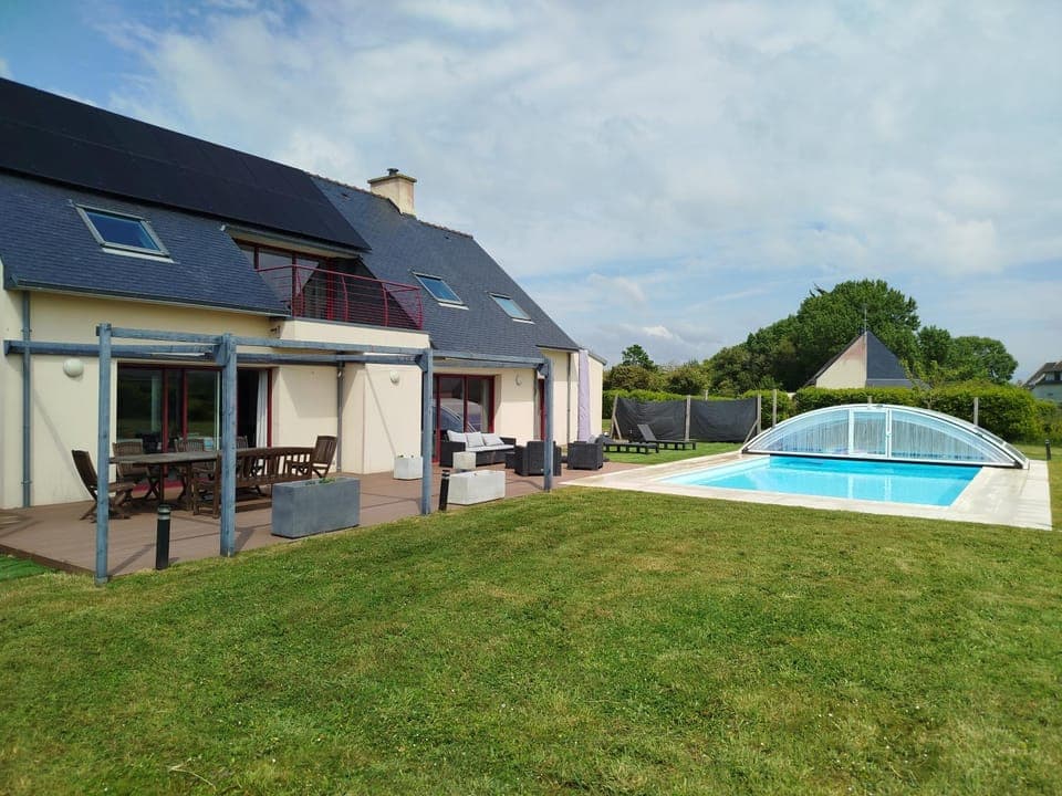 Property building, Balcony/Terrace