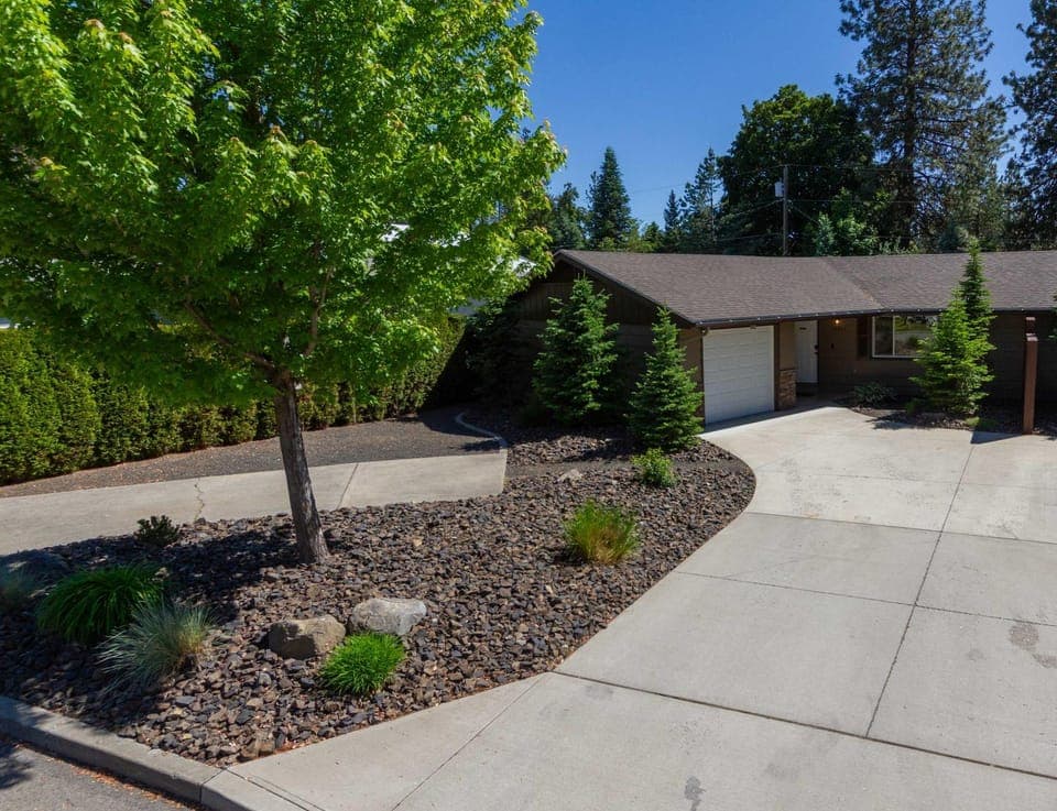 Property building, Spring, Day