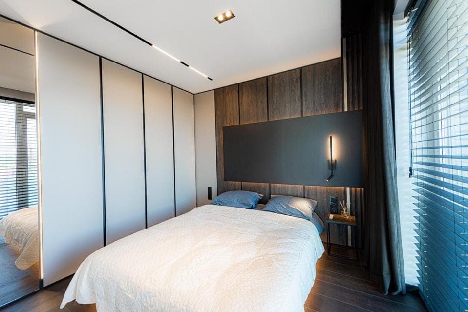 Bed, Photo of the whole room, Bedroom, wardrobe