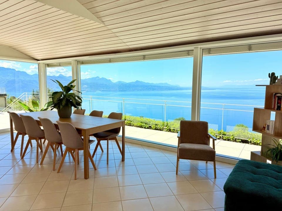 Natural landscape, View (from property/room), Seating area, Dining area, Lake view, Mountain view