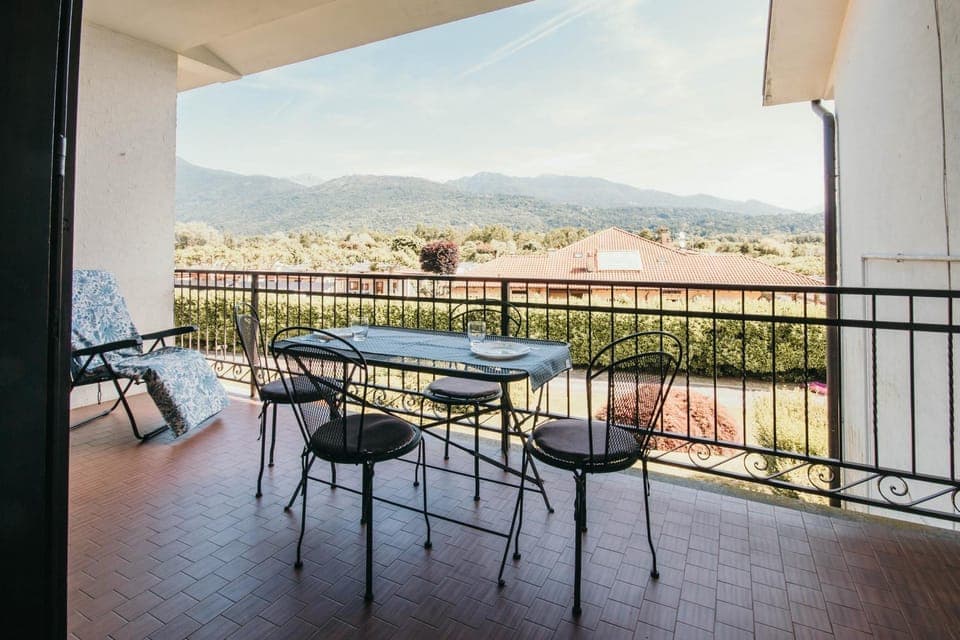 Day, Natural landscape, Balcony/Terrace, Mountain view