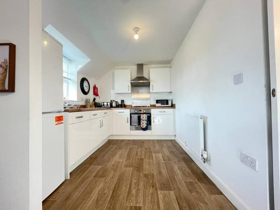 Kitchen or kitchenette, pet friendly, stove