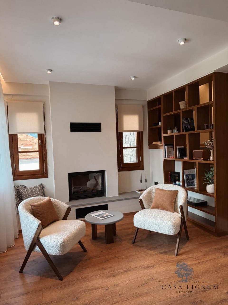 Library, Living room