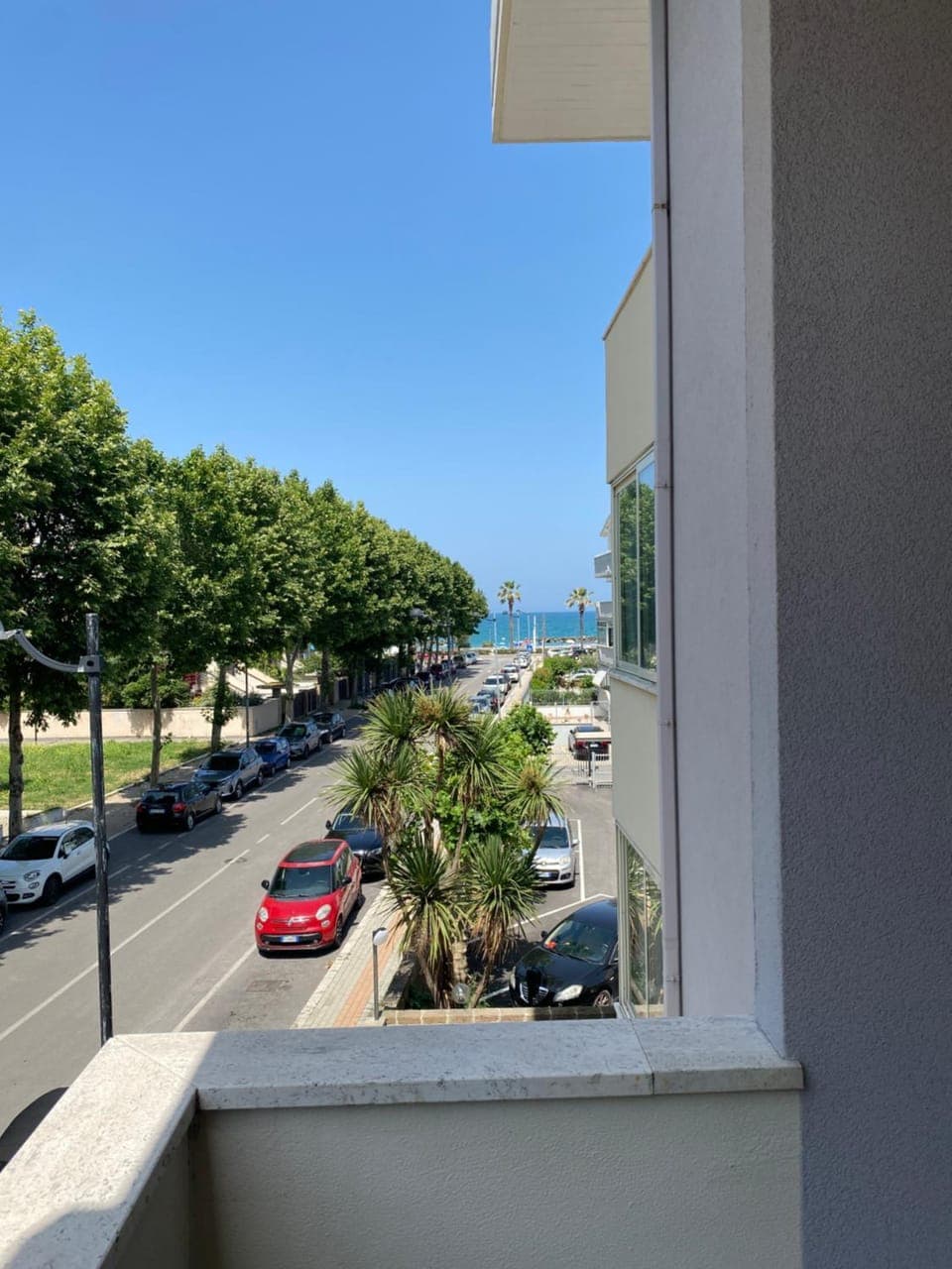 Sea view, Street view, Location