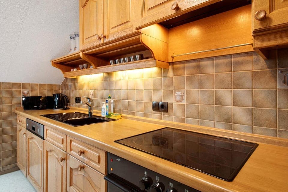 Kitchen or kitchenette, Living room