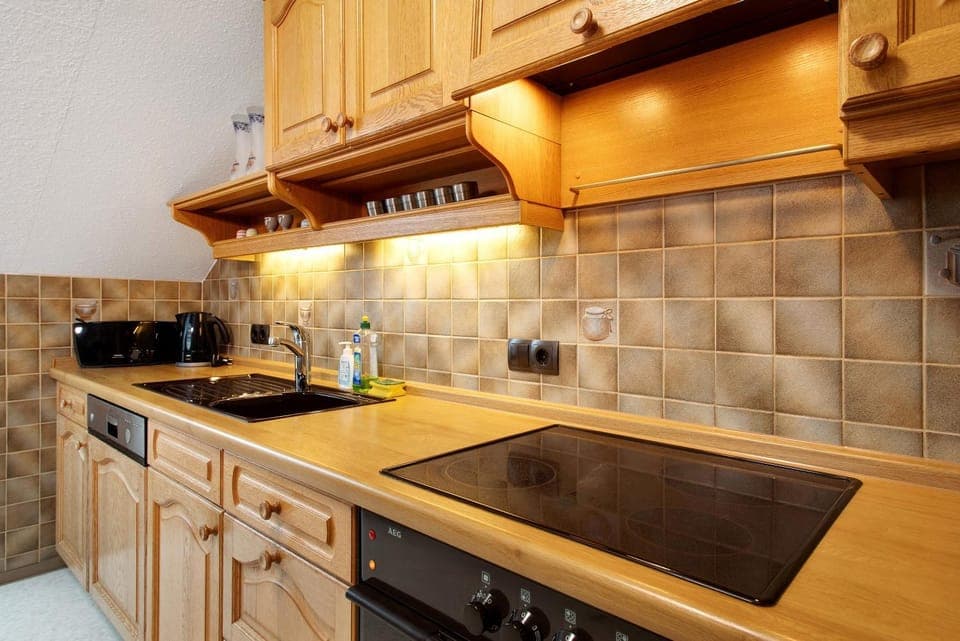 Kitchen or kitchenette, Living room