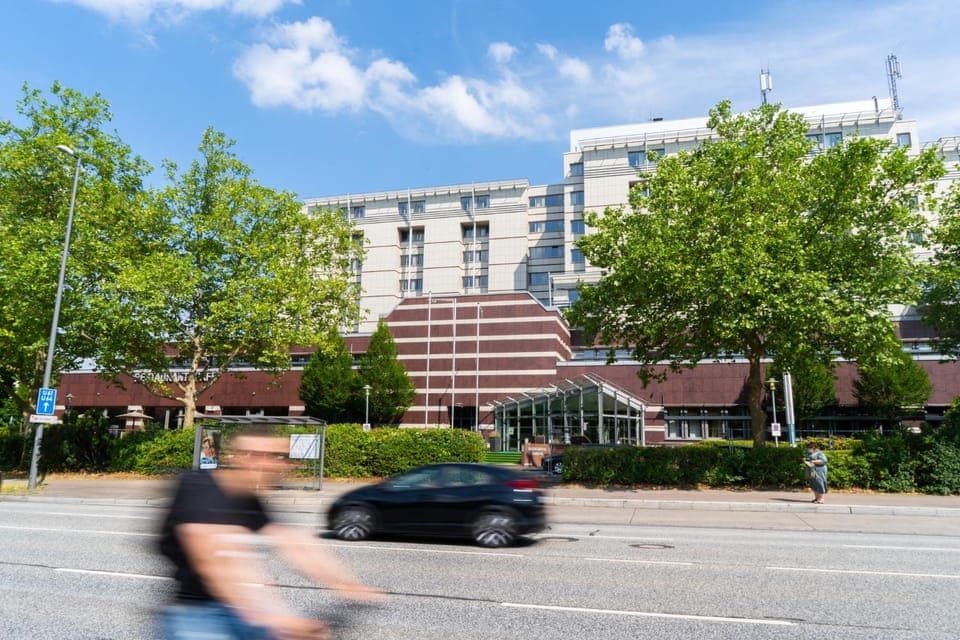 Property building, Street view