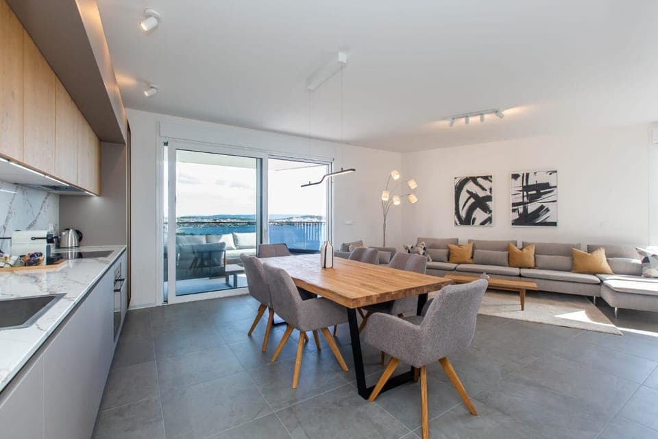 Kitchen or kitchenette, Living room, Dining area