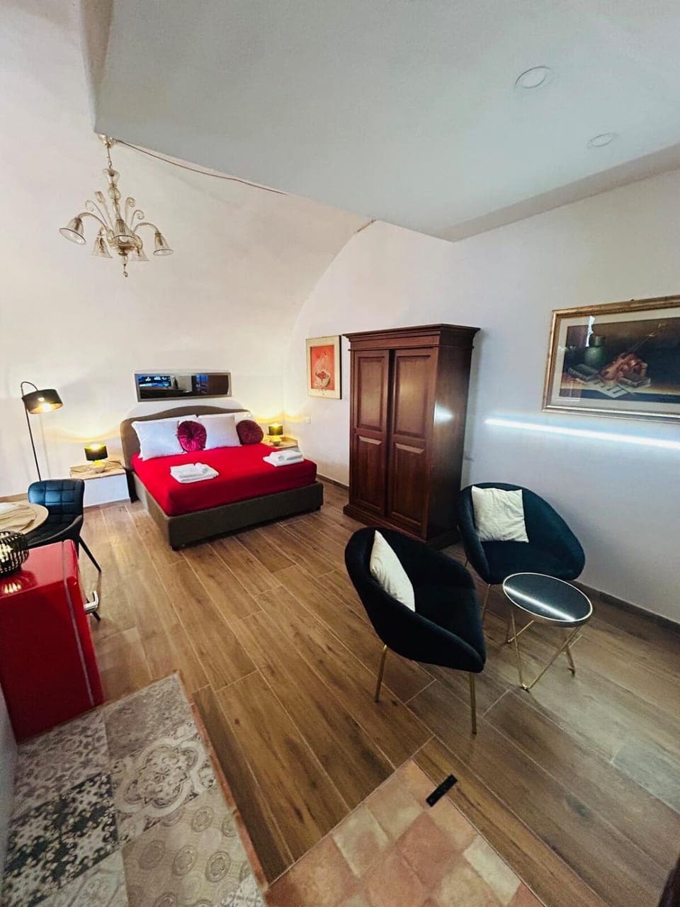 Living room, Photo of the whole room, Bedroom, wardrobe