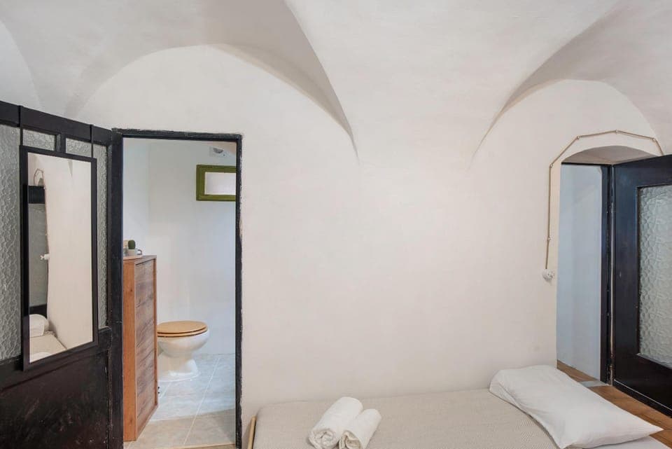 Property building, Bathroom, Living room