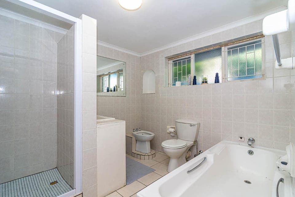 Shower, Toilet, Bathroom, Bath, bidet