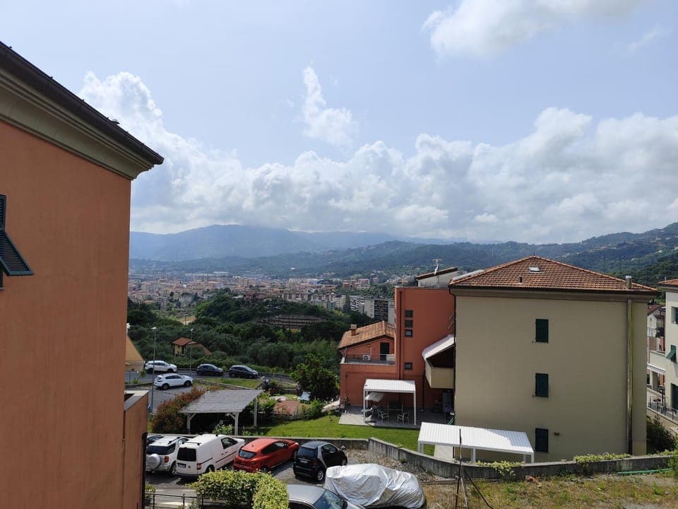 Property building, Neighbourhood, Mountain view, Parking