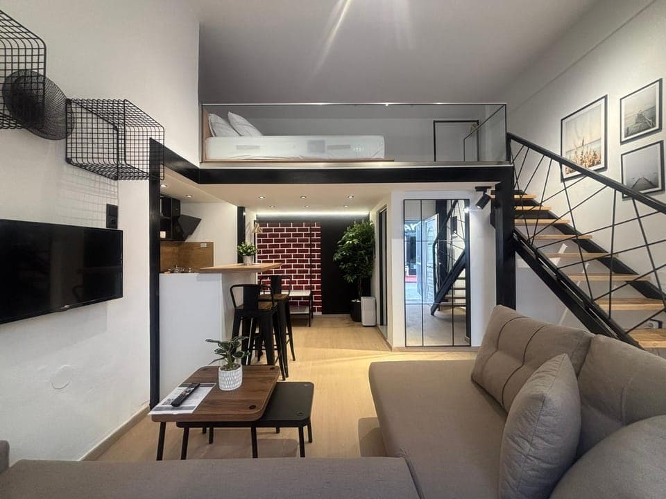 Living room, Seating area