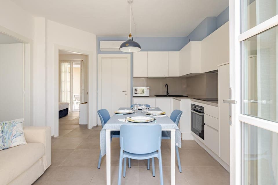 Kitchen or kitchenette, Living room, Dining area, stove, kitchen