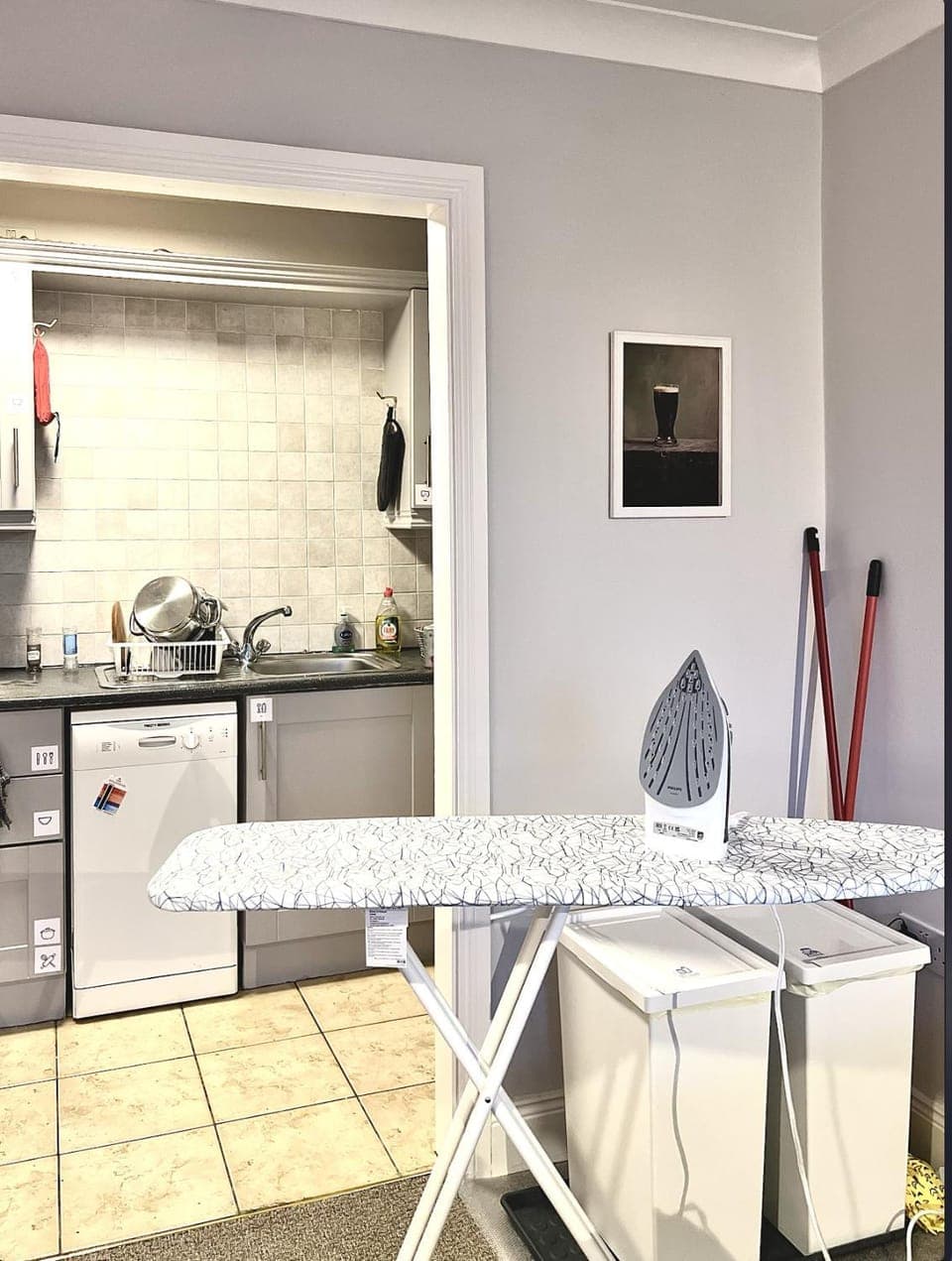 Kitchen or kitchenette
