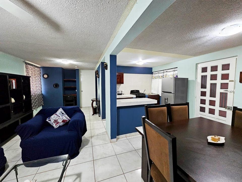 Kitchen or kitchenette, Living room, Seating area