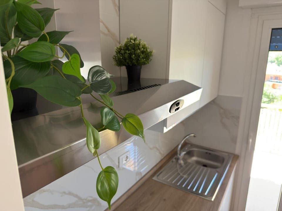 Kitchen or kitchenette